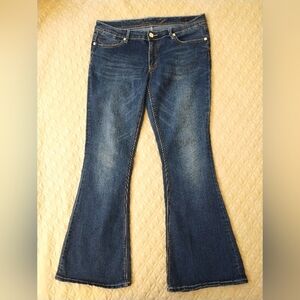Seven7 Flare Leg Jeans Dark Wash Embroidered Pockets Women's Size 14